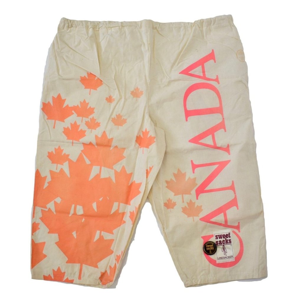 NWOT Vintage Sweet Sacks Linebacker Potato Bag Shorts Canada Flag Orange Leaf